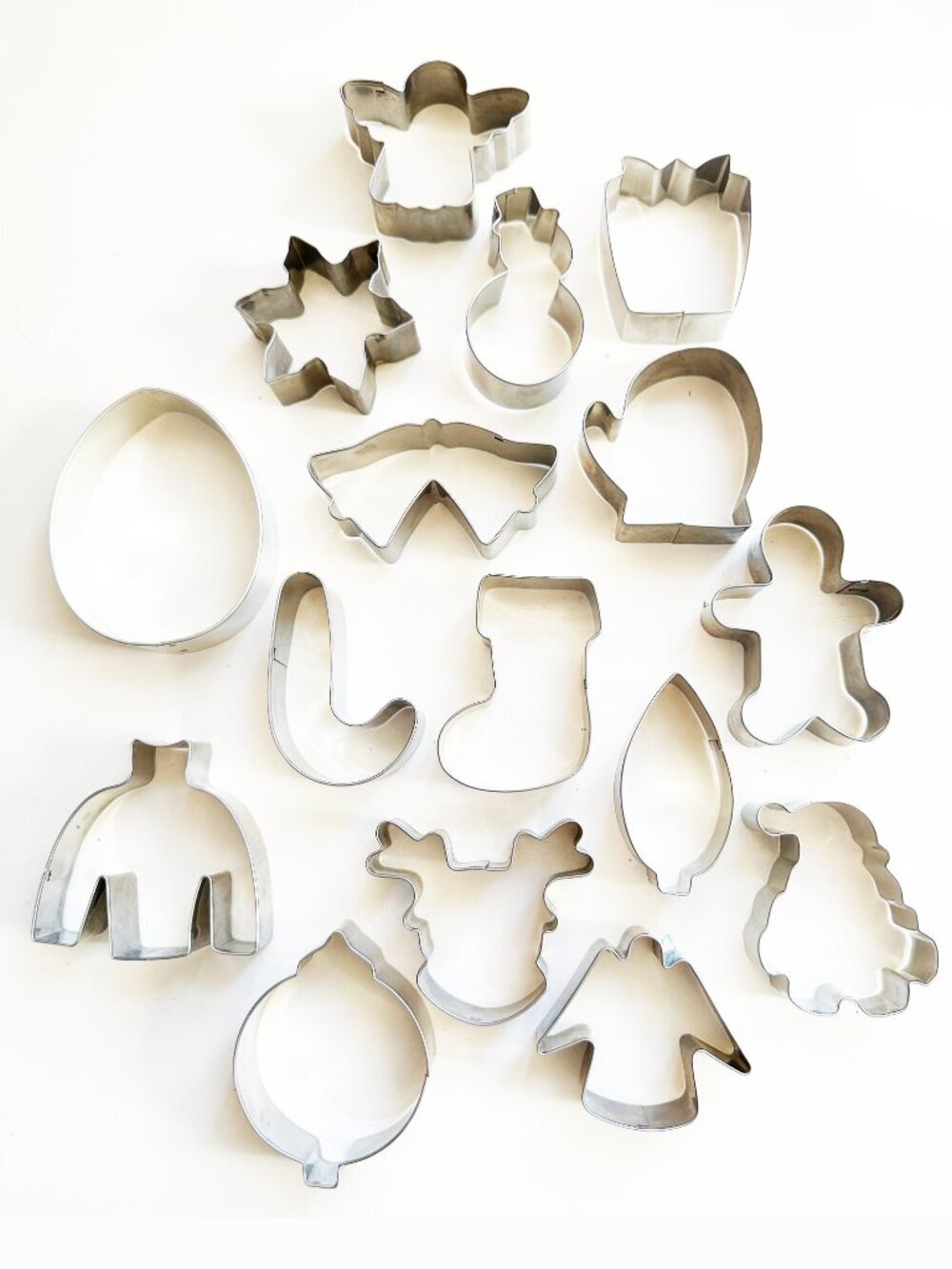 Ann Clark Christmas / Winter Cookie Cutter Set of 16 NEW